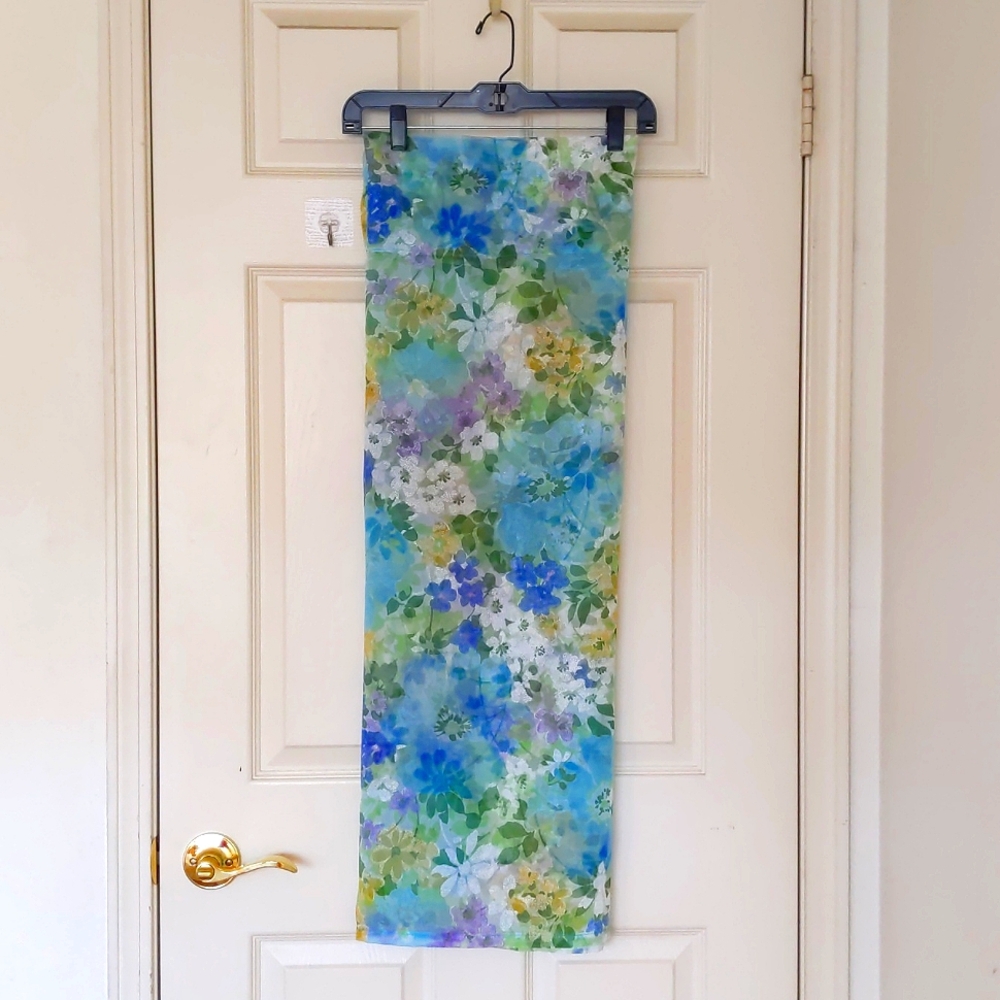NWOT. Pair of Multicolor Floral Sheer Curtains.